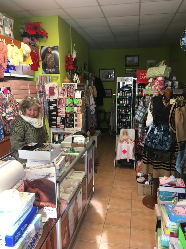 Interior de la mercería.